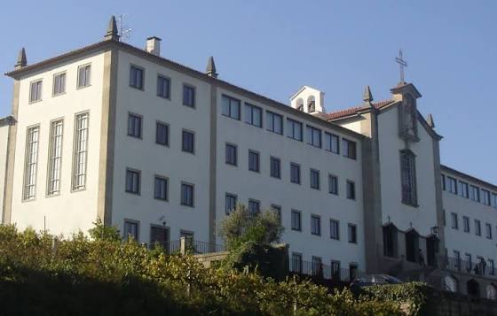 Templo — Santuário do Menino Jesus de Praga - Padres Carmelitas